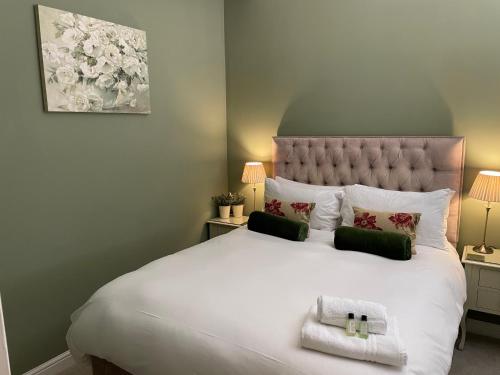 Ένα ή περισσότερα κρεβάτια σε δωμάτιο στο No 10 serviced apartment - Danes 2 Bedroom
