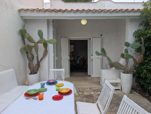 Cosmic Villa in Rosa Marina - Stellar Elegance Overlooking the Seaで提供されているドリンク