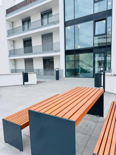 E&E Apartsにあるバルコニーまたはテラス