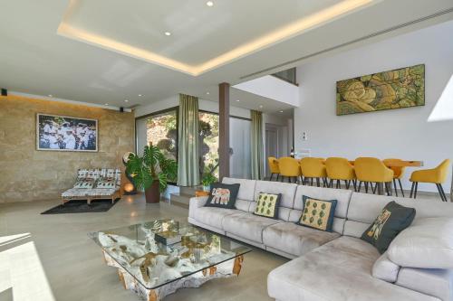 Villa Bali by Marhen Homes