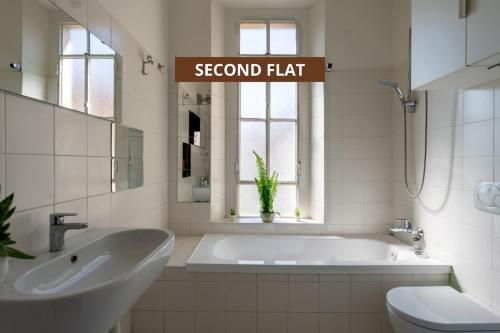Duomo-Linate - Two Independent Flats