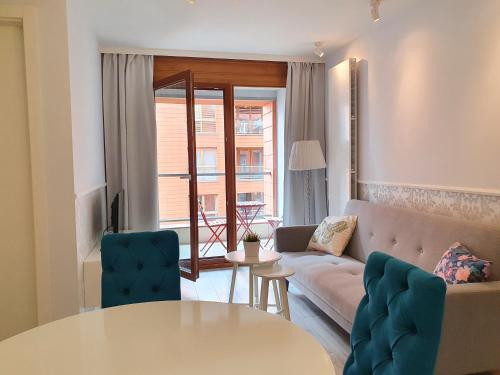 AURORA Apartament z balkonem