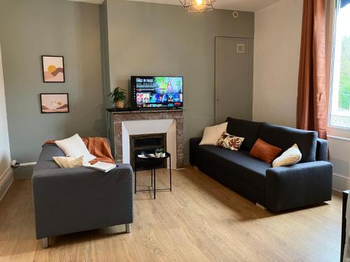 T2 Le Moderne • Netflix • Parking • Gare