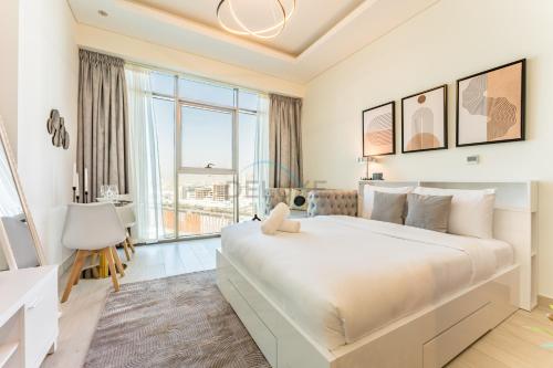 Studio Near Dubai Creek, Dubai Frame & Downtown, Farhad Azizi, Al Jaddaf by Deluxe Holiday Homes