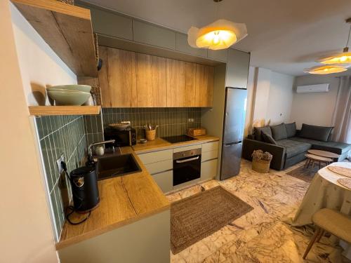 Una cocina o cocineta en The Balcony Nest