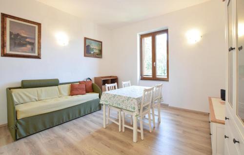 Χώρος καθιστικού στο Gorgeous Apartment In Gavorrano