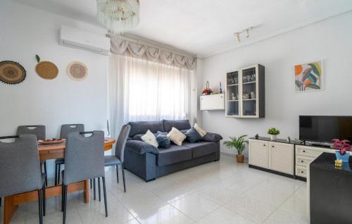 O zonă de relaxare la 2 Bedroom Lovely Apartment In Sagunto