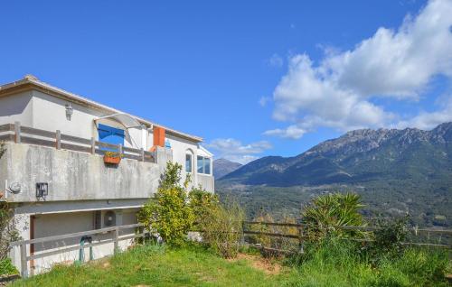 Lovely Apartment In Tavaco