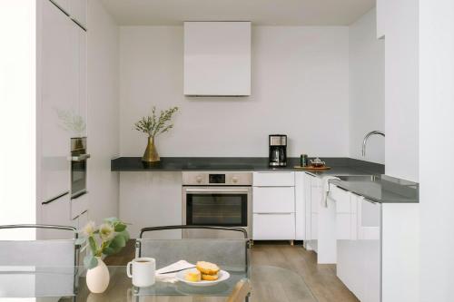 Køkken eller tekøkken på Sonder by Marriott Bonvoy One Platt Apartments Financial District