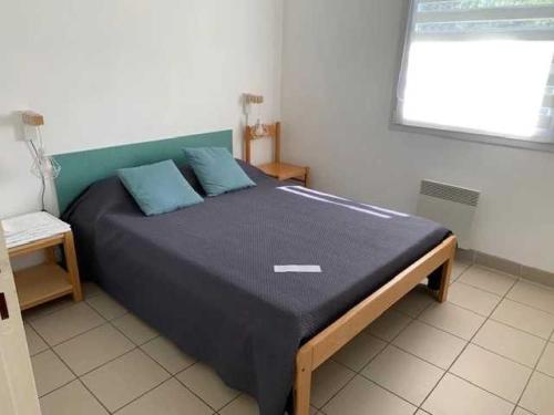 Katil atau katil-katil dalam bilik di Camping 3 étoiles - Piscine - ccaidda