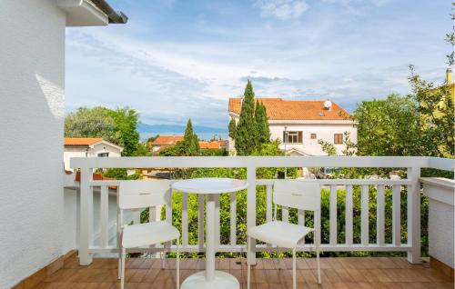Stunning Apartment In Malinska