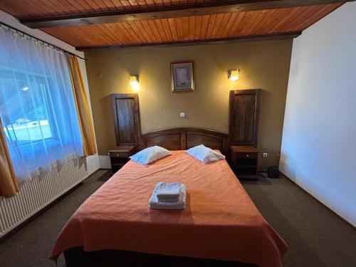 Afbeelding uit fotogalerij van Drumul Dragostei in Vintu De Jos