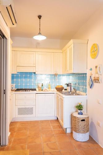 Gallery image of Residenza del Barone Villa Zoe Chia - Vista Mare in Chia
