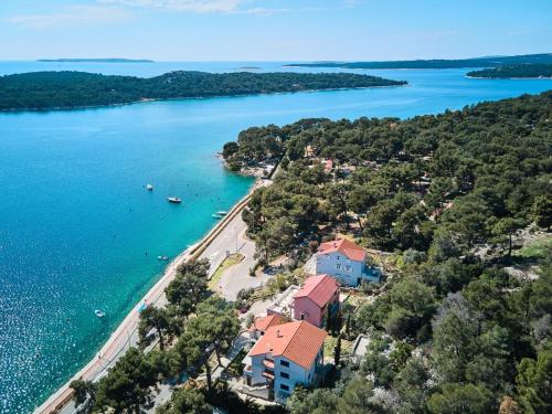 House Katarina with sea view and berth, Mali Lošinj