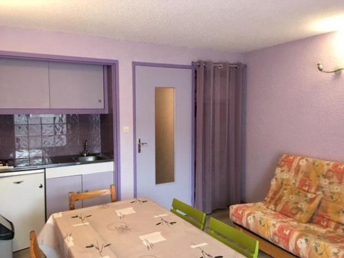 Studio Cabine 4 Pers. - Balcon, Parking Couvert, à 50m des Pistes - FR-1-404-209
