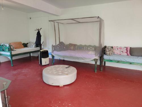 منطقة جلوس في Baba Yaga Nest Beach Farm House