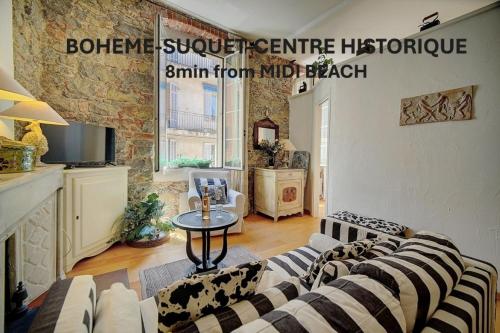 A2B159 - APPARTEMENT ATYPIQUE au SUQUET AVEC 2 CHAMBRES!!