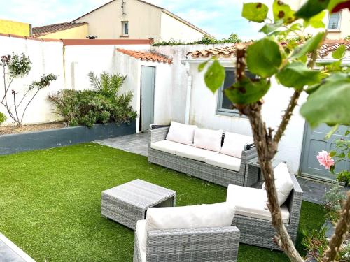 Maison au calme - 3 chambres avec lits doubles et douillets - jardin privé