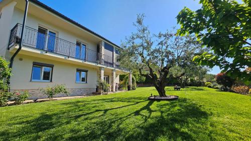 Jardín al aire libre en New Istrian Experience by Istrian apartments Koper