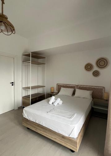 Sunshine Apartments and Rooms