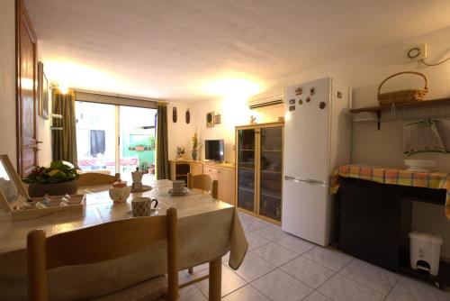 Photo de la galerie de l'établissement GuestHost - Sonja's Home Dolianova, à Dolianova