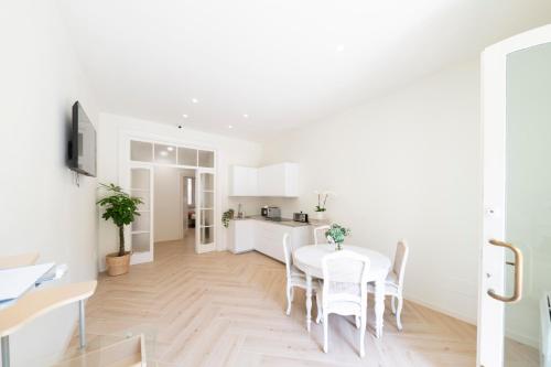 Domus Giulio Guest House photo 28