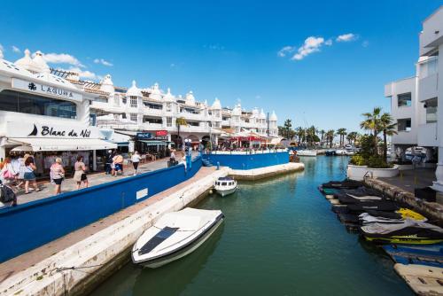 Seaside Villages in Puerto Marina-1st Line Beach