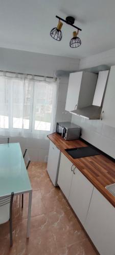 Alojamiento céntrico Ribeira sin ascensor