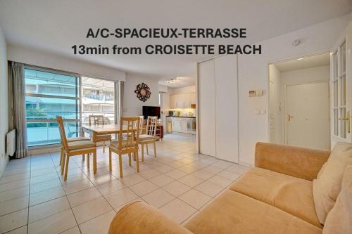 MODERNE 3 PIECES CANNES CENTRE AVEC BALCON l! A2B67
