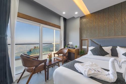 Φωτογραφία από το άλμπουμ του Urban homes Himalyan nature view by high rise inn σε Kufri