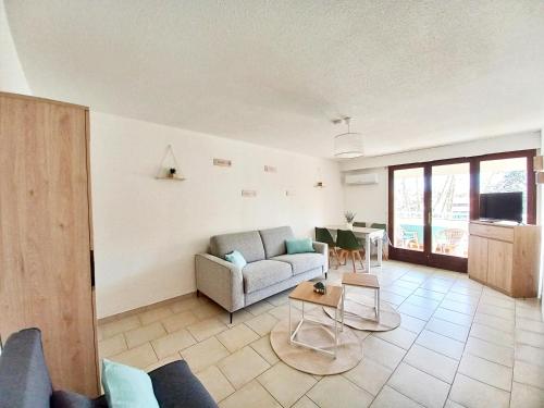 " Le Peuplier" Studio cosy Fréjus Plage -Clim-wifi