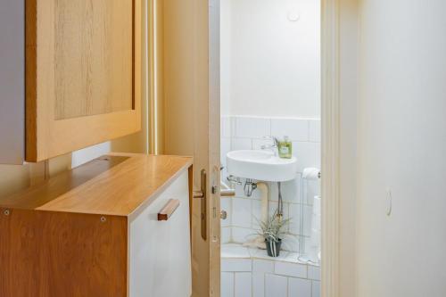 Koupelna v ubytování Apt Grands Boulevards 4 Guests