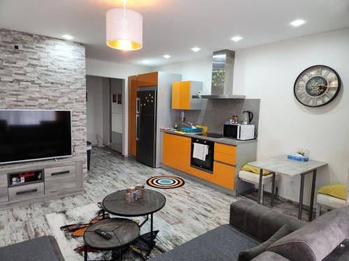 Kuchyň nebo kuchyňský kout v ubytování New build flat - Walking distance from the airport