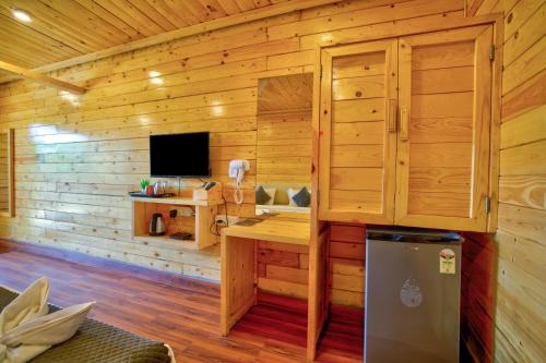 Televisyen dan/atau pusat hiburan di The Lazy Cabanas
