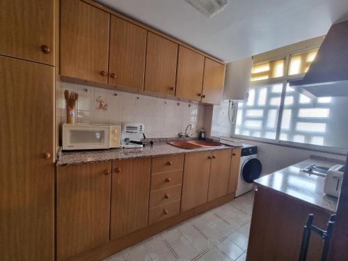 Dapur atau dapur kecil di Sea view apartment