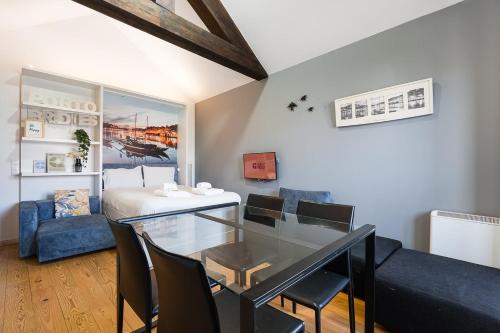 GuestReady - Old City Design Apartments