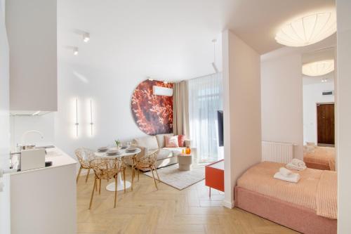 Apartament Coral z Basenem Letnim by Holiday&Sun