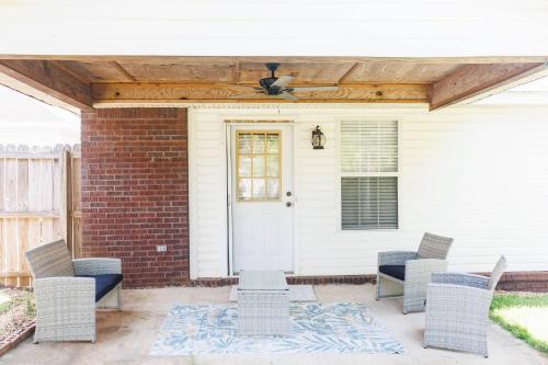 Αίθριο ή υπαίθριος χώρος στο Cozy Spyglass Hideaway 3 BR 2 Bath