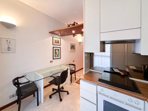 S29 Navigli - Apartment with garage