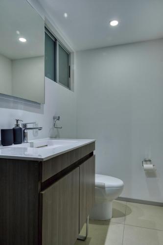 Ванная комната в Departamento en Juriquilla con amenidades top