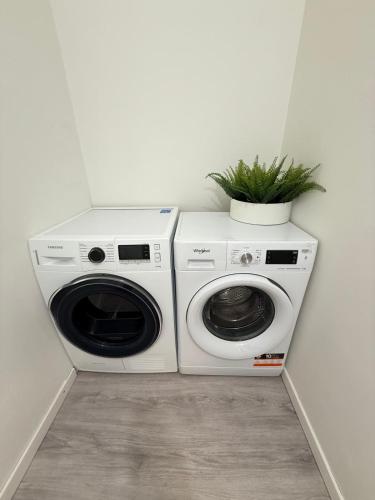 Imagen de la galería de Spacious apartment near the subway, en Estocolmo