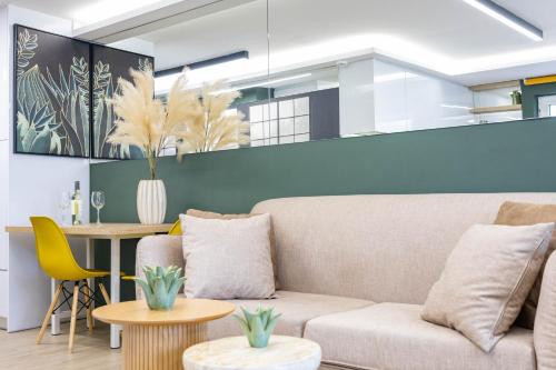 Live Your Myth Rooftop in Historic Thissio