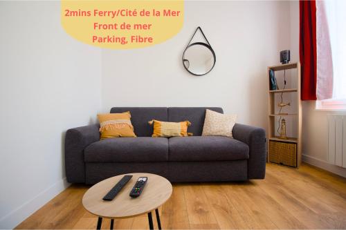 L'Atelier maritime, Studio 2min Ferry & La Cité de la Mer, Cherbourg, Intendance Luxury Host