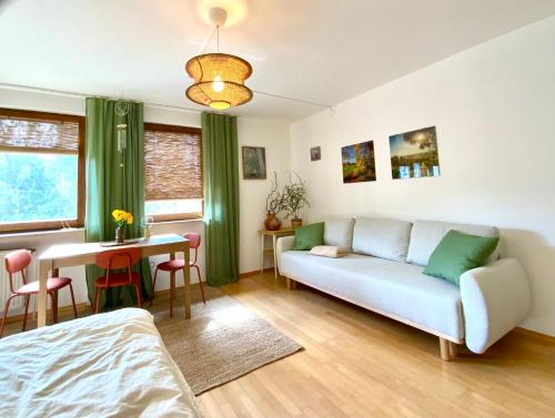 Posezení v ubytování Ruhe & Charme - Familien Apartment 4 Betten