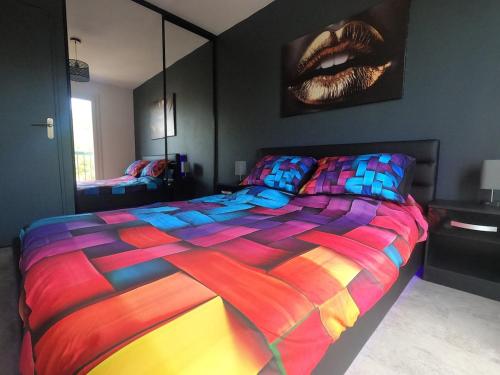 T2 Cosy romantic, balcon,clim, parking gratuit