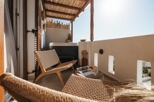 Hibiscus Suite Naxos