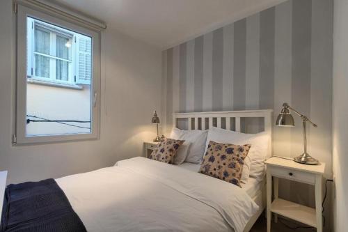 Apartments with WiFi Rovinj - 24258