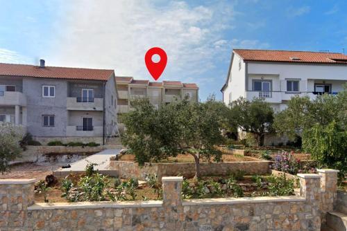 Apartments with parking space Tkon, Pasman - 24359