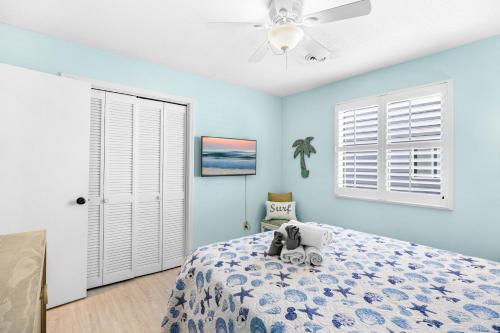 Direct Ocean Front 3BR/2BA Dog Friendly **OCEANFRONT** photo 18