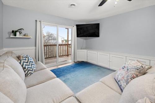 Foto dalla galleria di Family Friendly 2BR Condo with Large Balcony, Partial Ocean Views a Ocean City